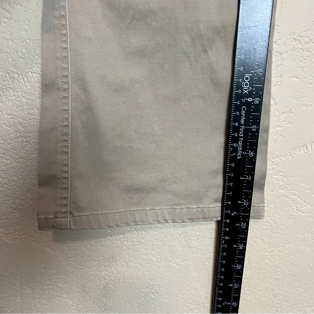 5 for $30 Old navy girl boot cut mid rise uniform pants‎ size 8-1/2